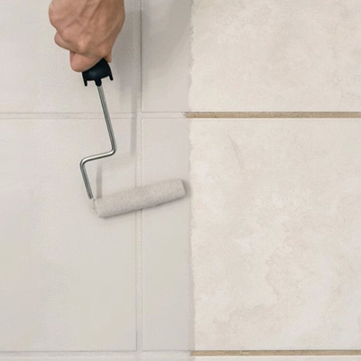 طلاء متعدد الاستخدامات على أساس الماء لمسبحات داخلية وبرك الأسماك